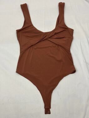 Abercrombie & Fitch Brown Cutout Sleeveless Tank Bodysuit Twist Front Size L